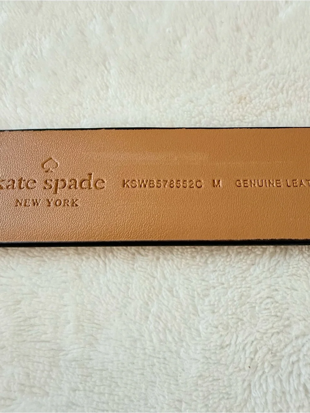 New Kate Spade Cream Leather Belt with Gold Lock & Key Charm - Size Medium (NWT)